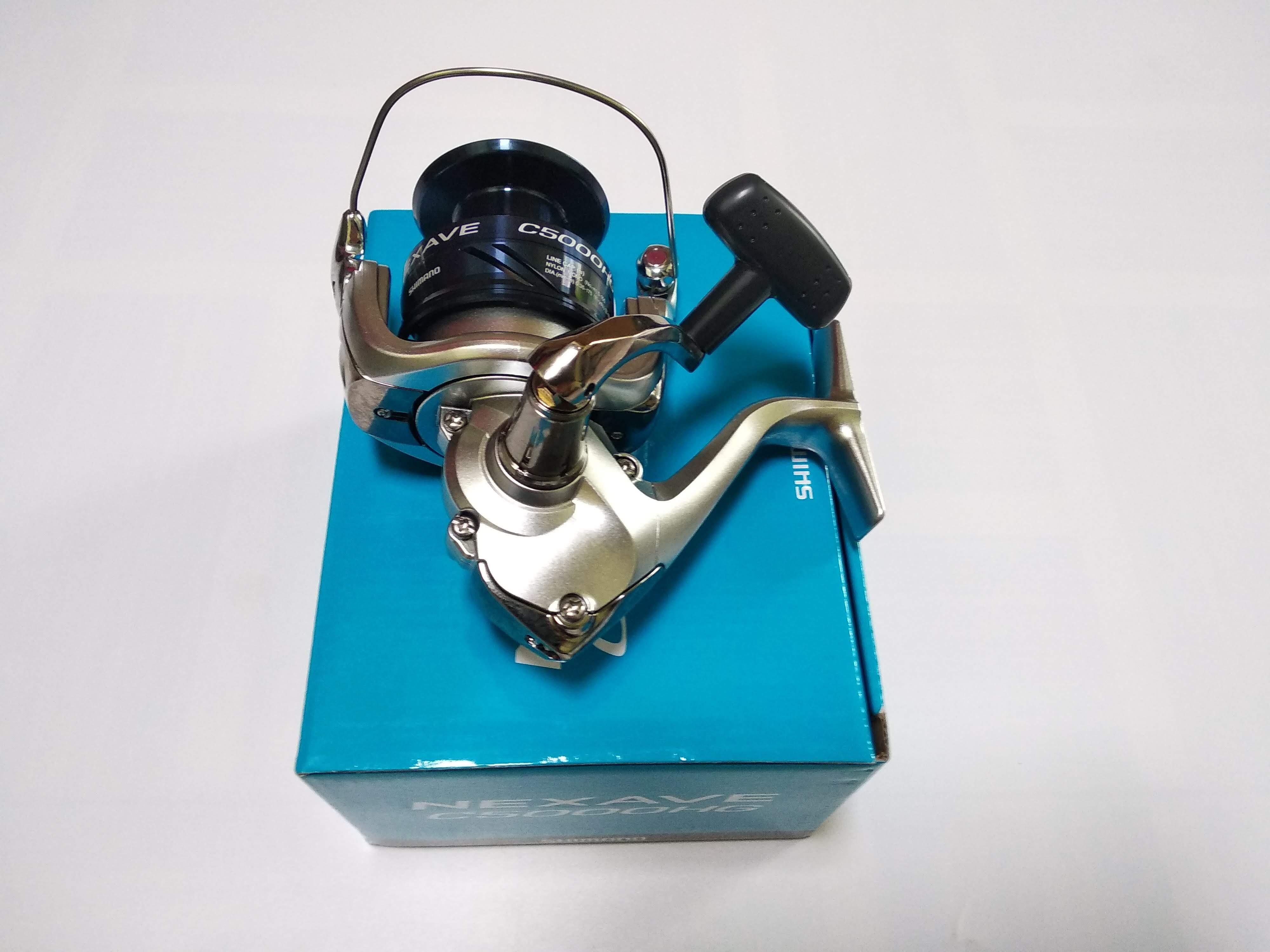 Máy câu cá Shimano C5000HG