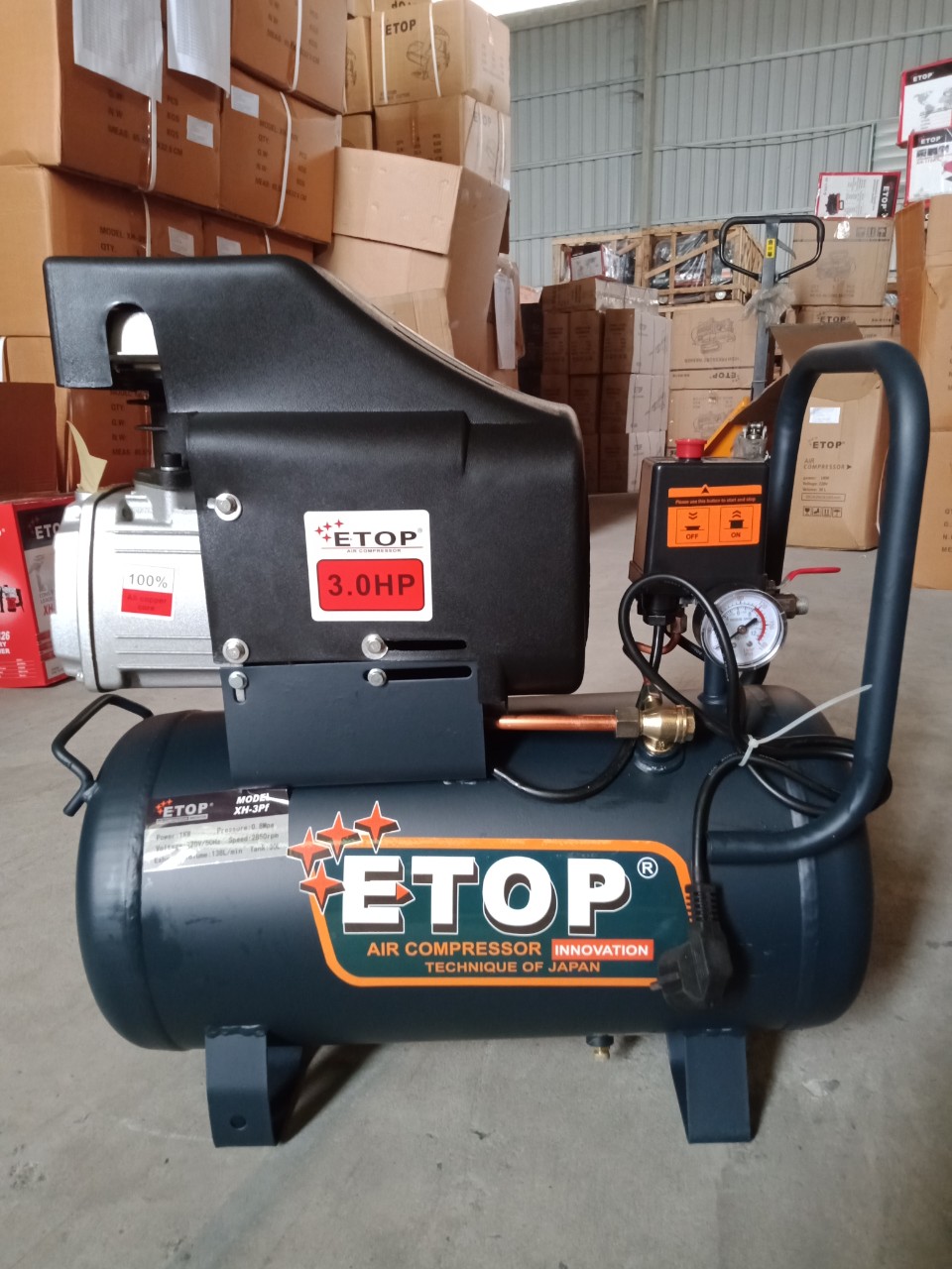 MÁY NÉN KHÍ CÓ DẦU ETOP 30L