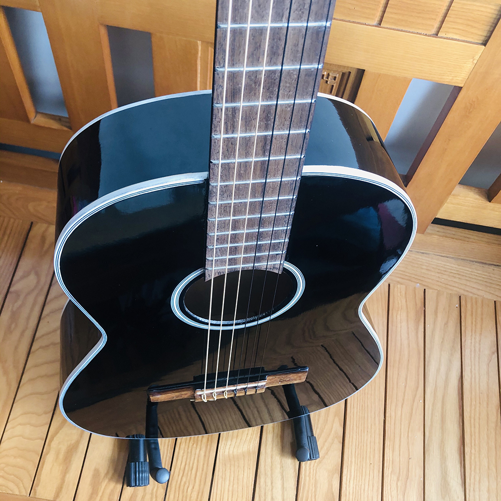 Đàn guitar classic DVE85