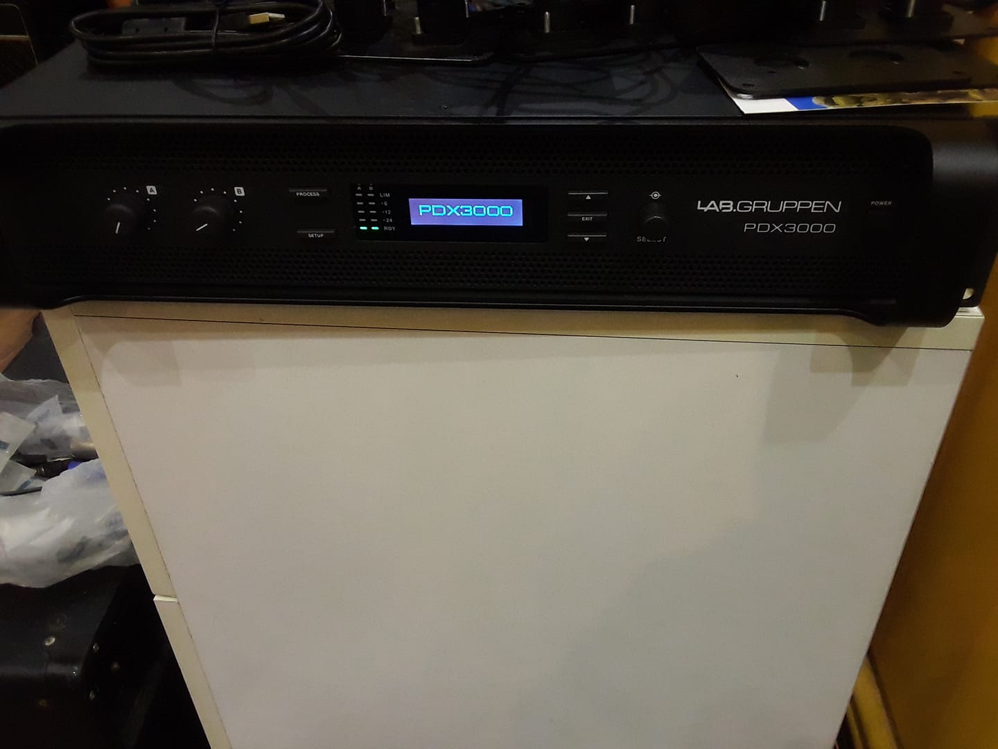 ĐẨY CÔNG SUẤT 2 KÊNH LAB Gruppen PDX3000