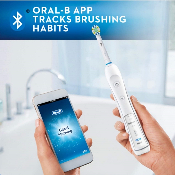 Bàn chải đánh răng điện Oral-B Pro 5000