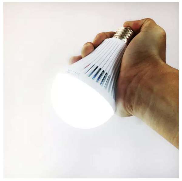 Bóng đèn Led tích điện thông minh Smartcharge 15W sáng trắng