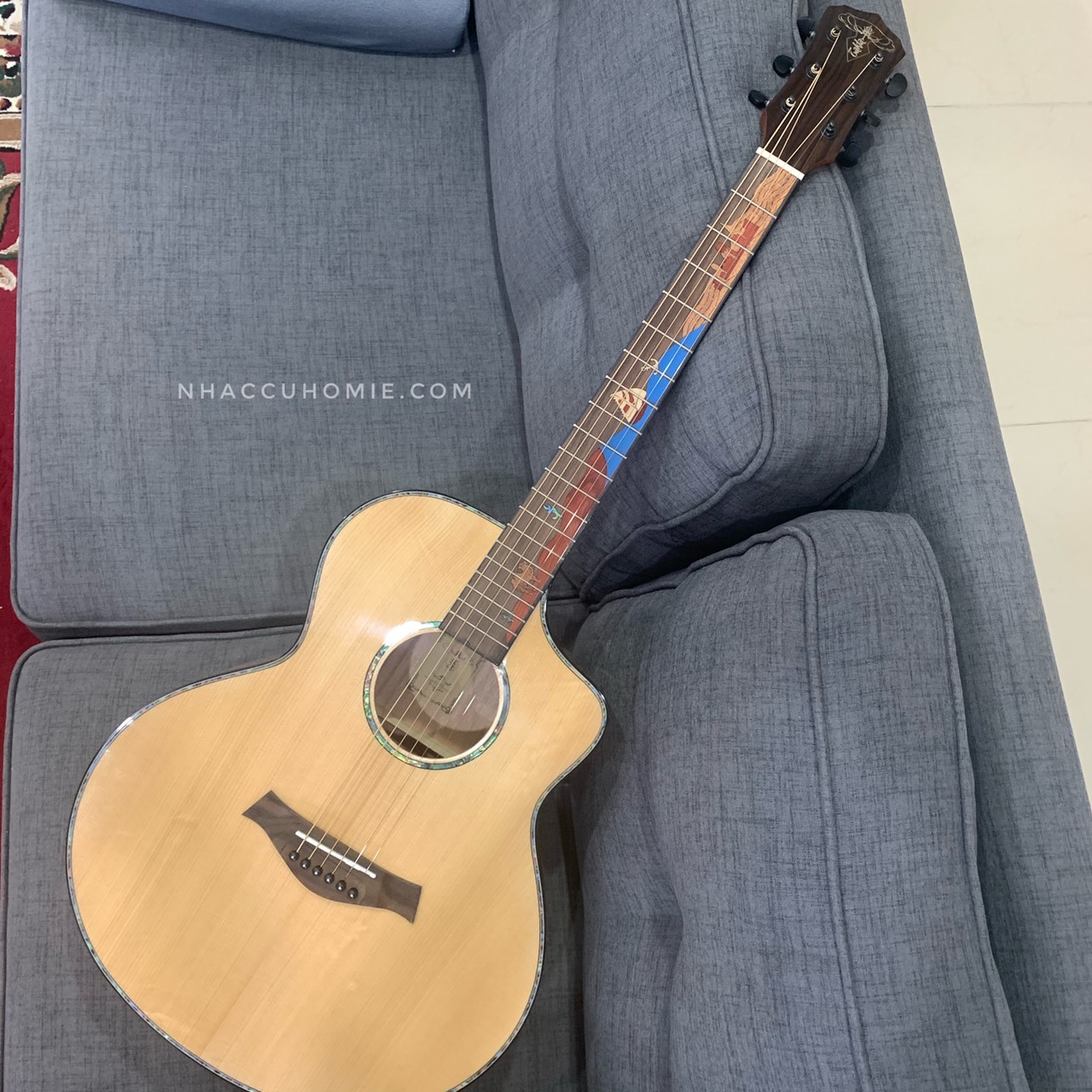 ĐÀN GUITAR ACOUSTIC TAKLA M580