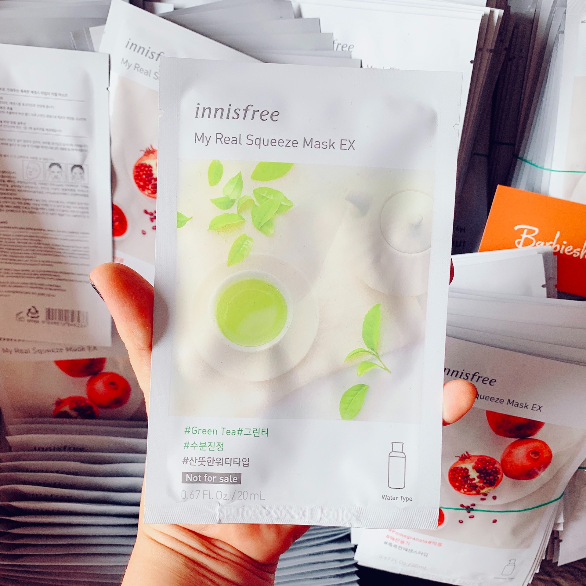 Mặt Nạ Miếng Chiết Xuất Lựu Innisfree My Real Squeeze Mask Pomegranate