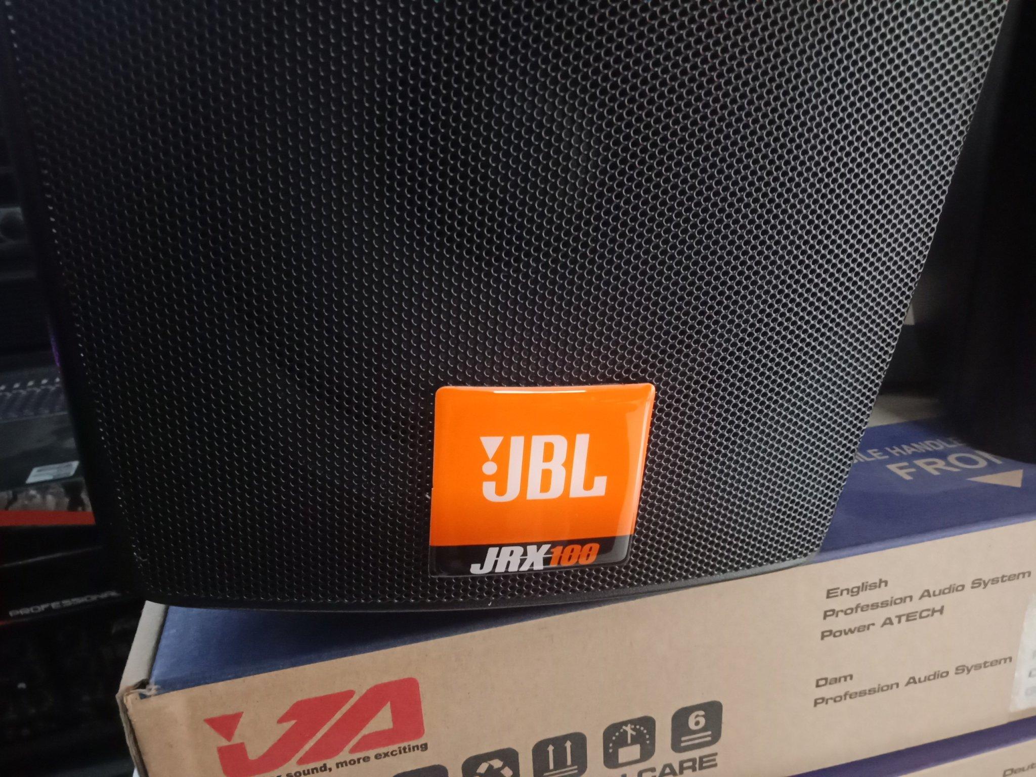 Loa JBL F650