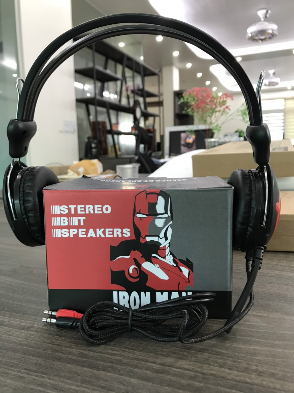 Tai nghe chụp tai V2K