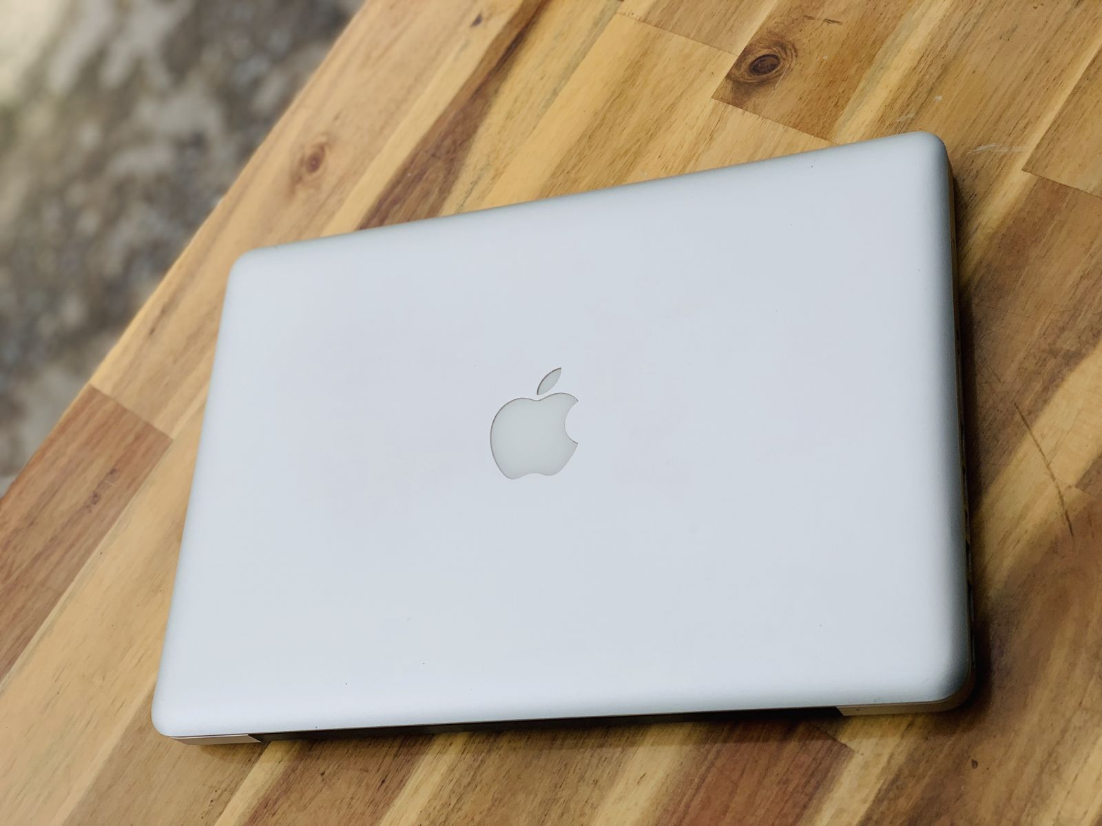 Macbook pro MD102 13.3inch