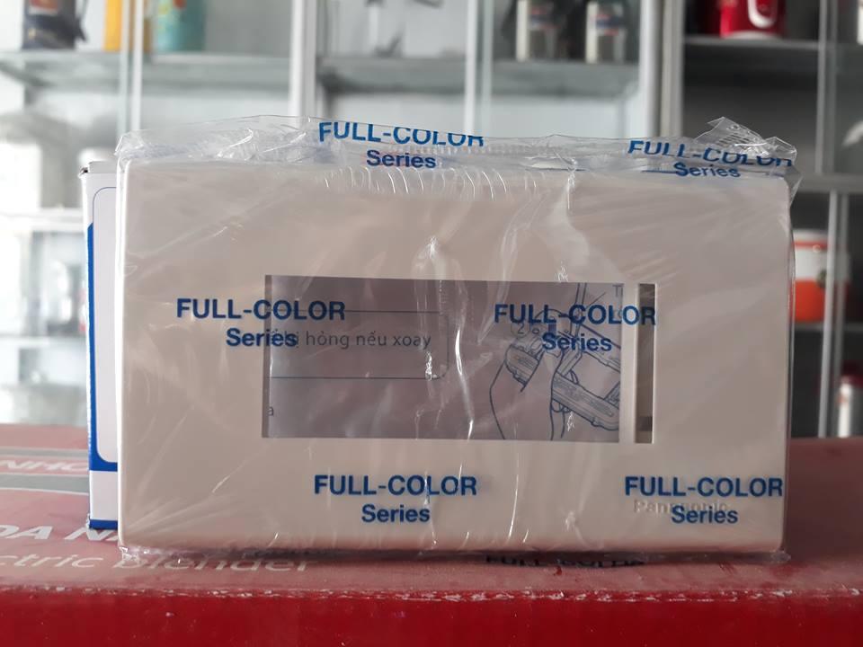 Mặt dùng cho 3 thiết bị WZV7843W