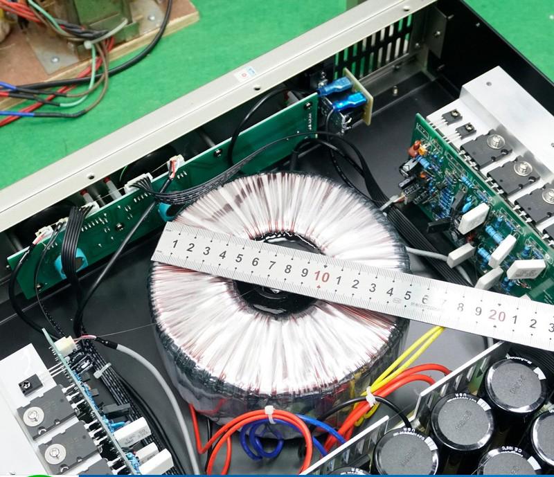 Cục Đẩy Công Suất Yamaha P7000S