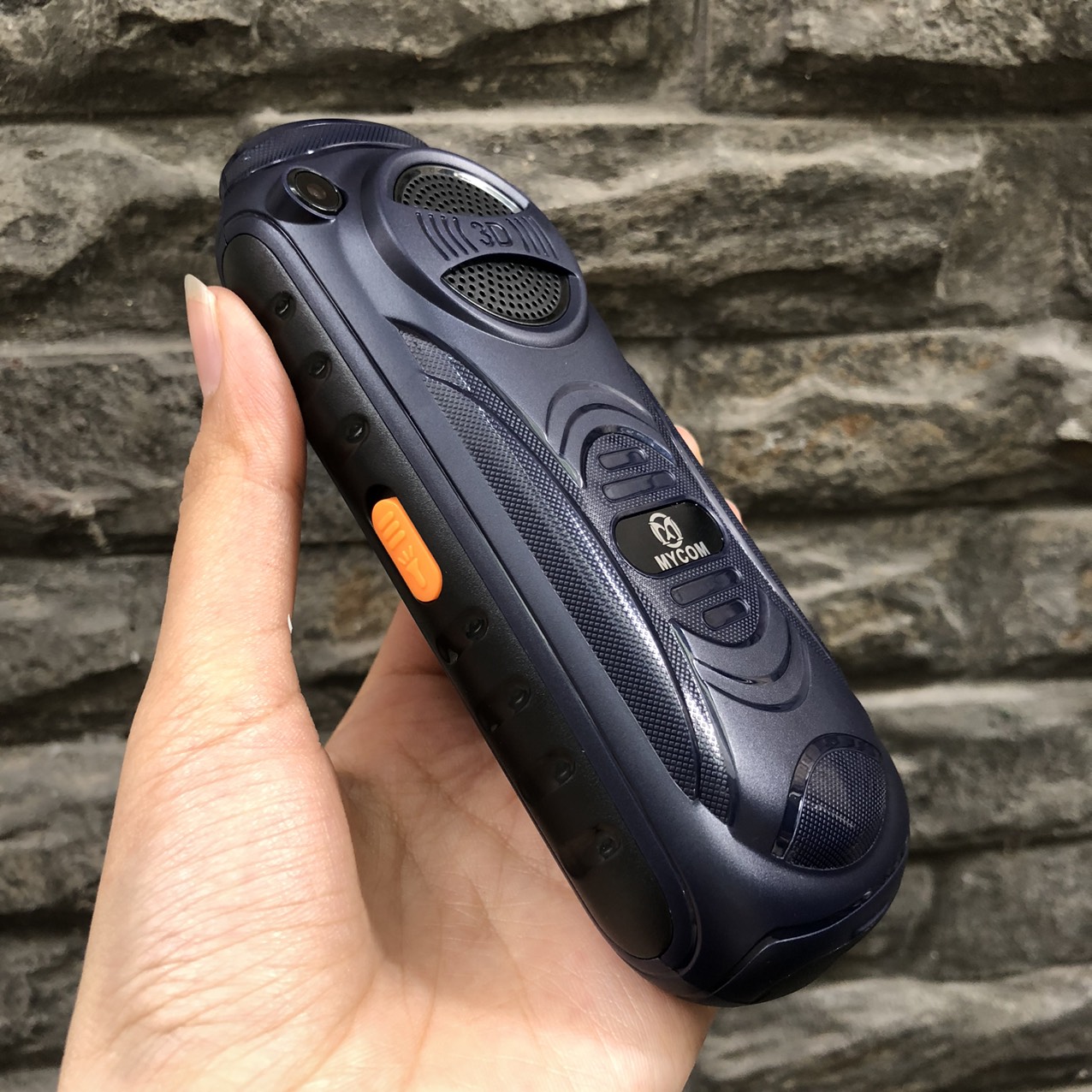 Điện thoại MYCOM Air C100