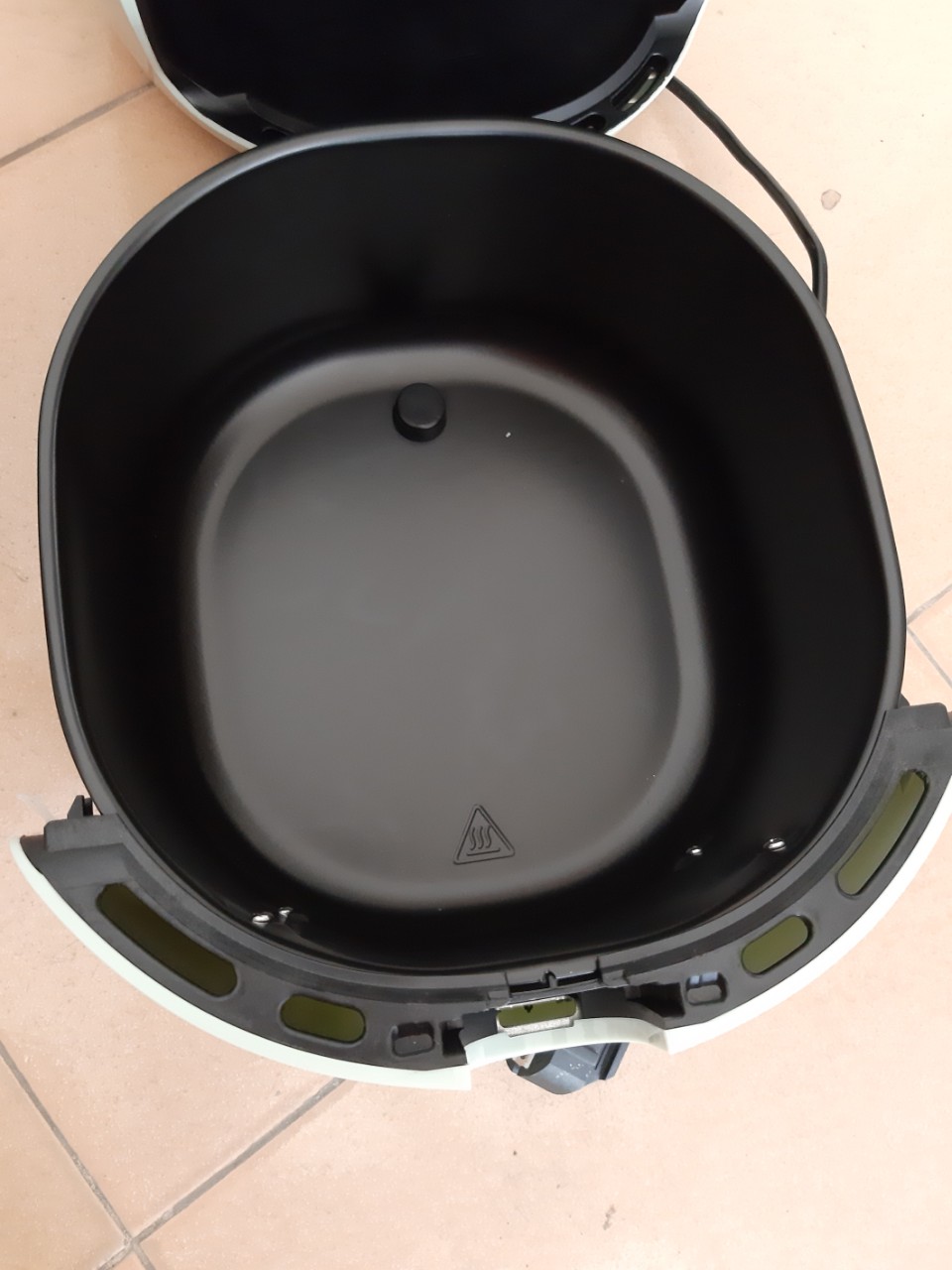 Nồi chiên không dầu Benny BAF-65 6.5L