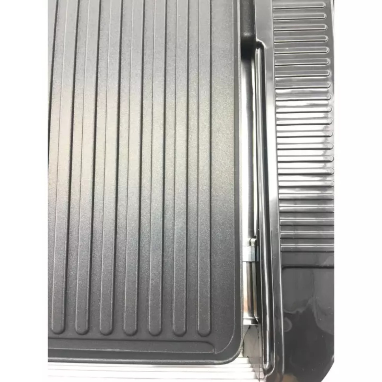 Vỉ nướng điện Daichipro DCP-88A