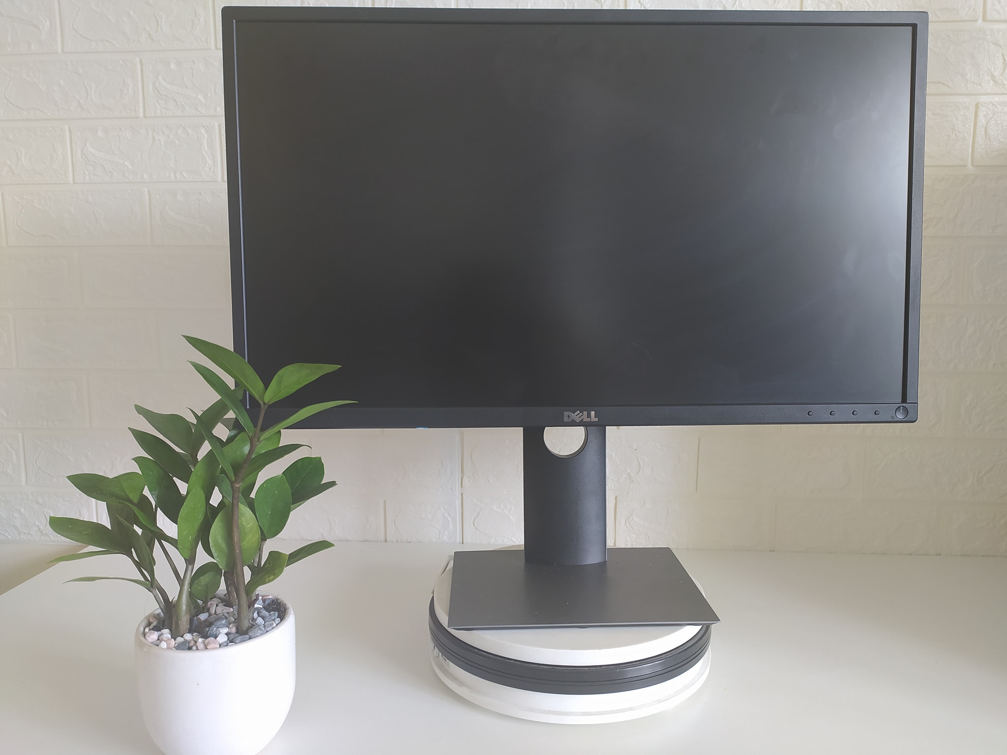 Màn hình Dell P2417H 23.8inch LCD