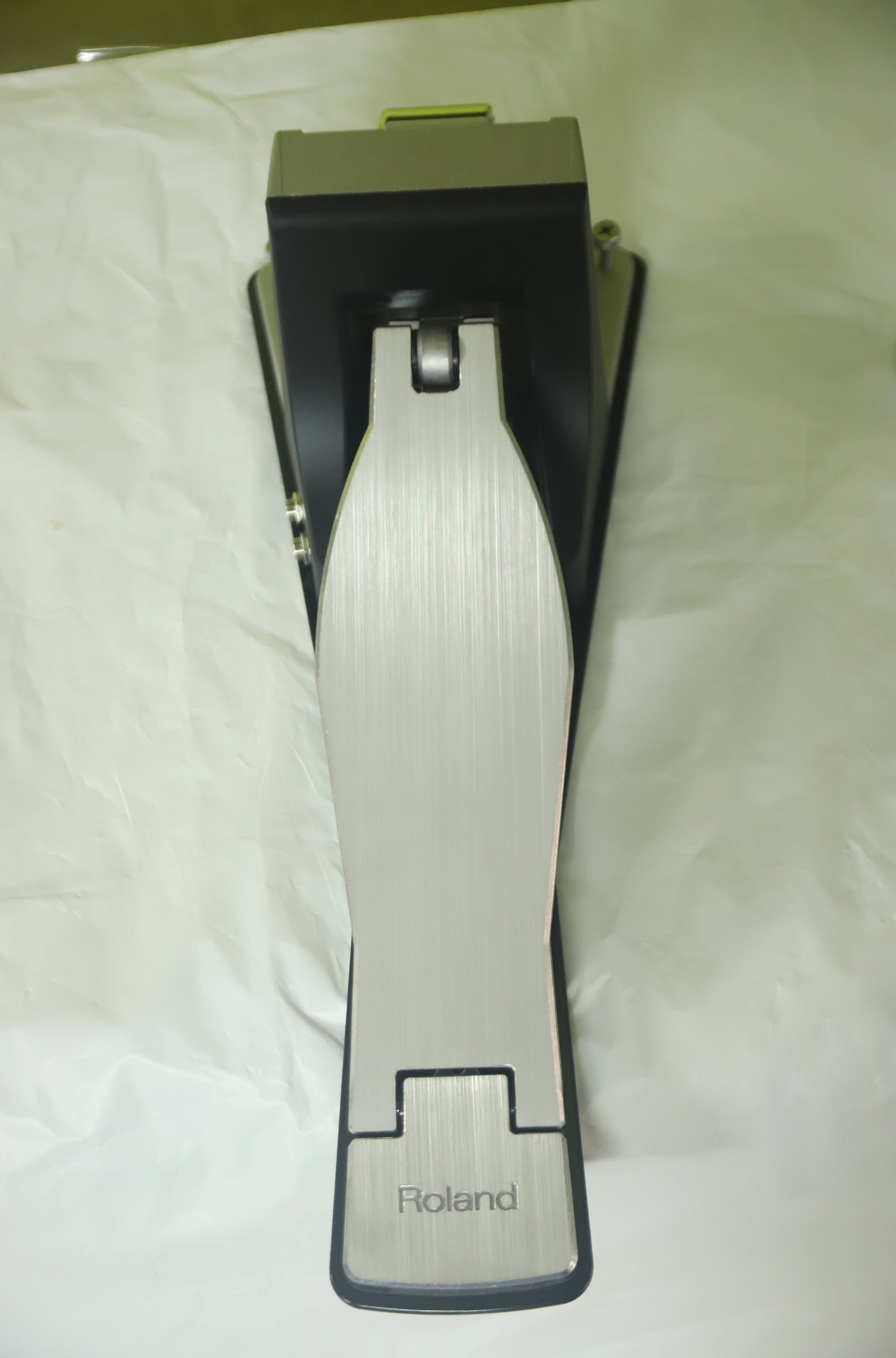 Phụ kiện trống Roland KT-10