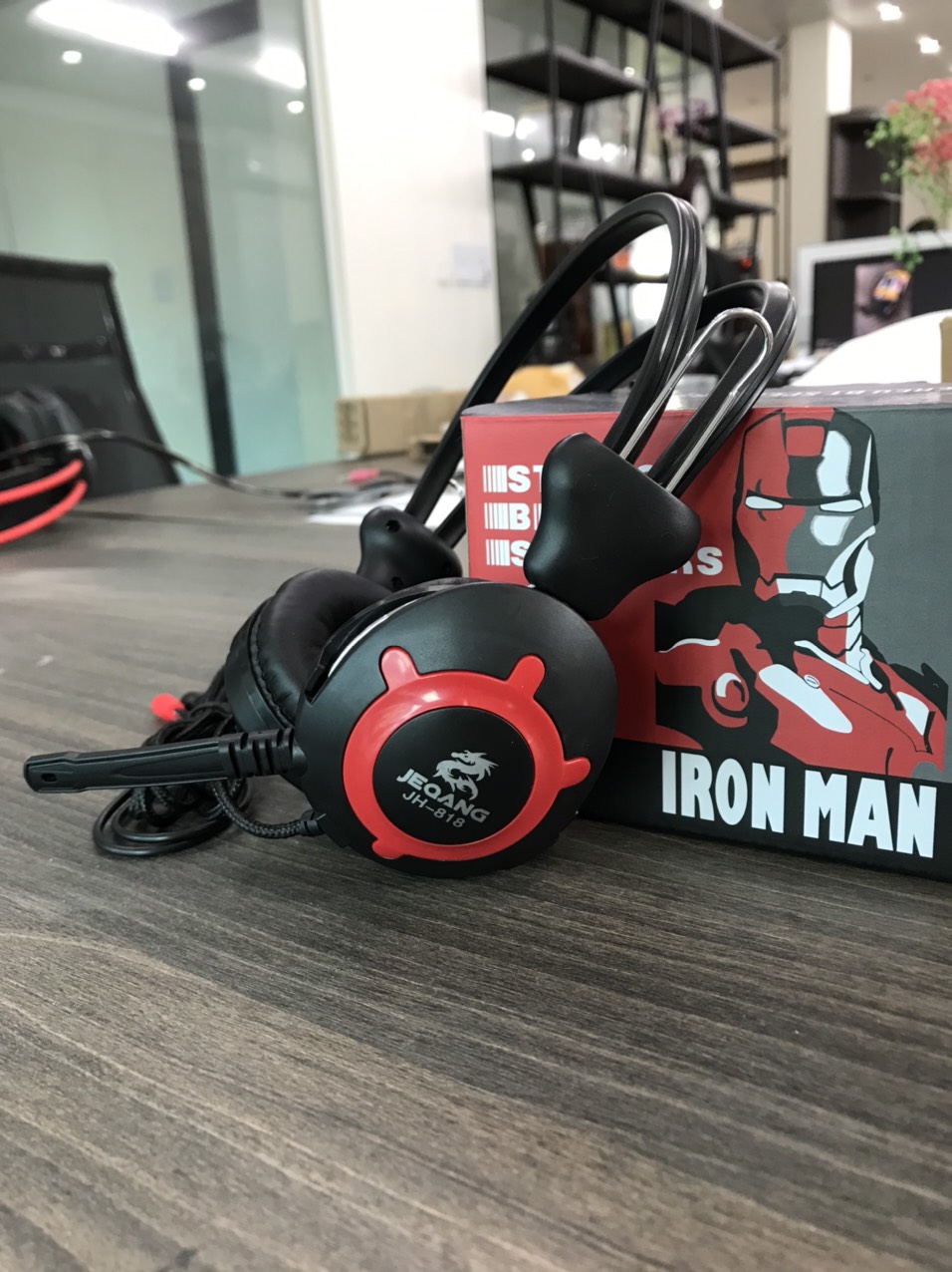 Tai nghe chụp tai V2K