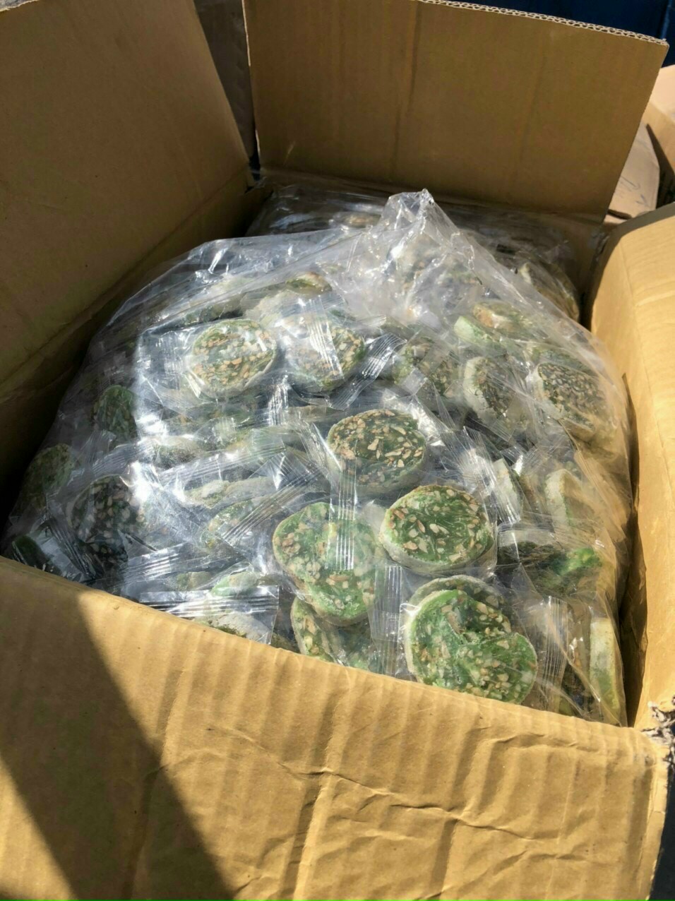 Kẹo Chuối Cuộn Đậu Phộng 500G