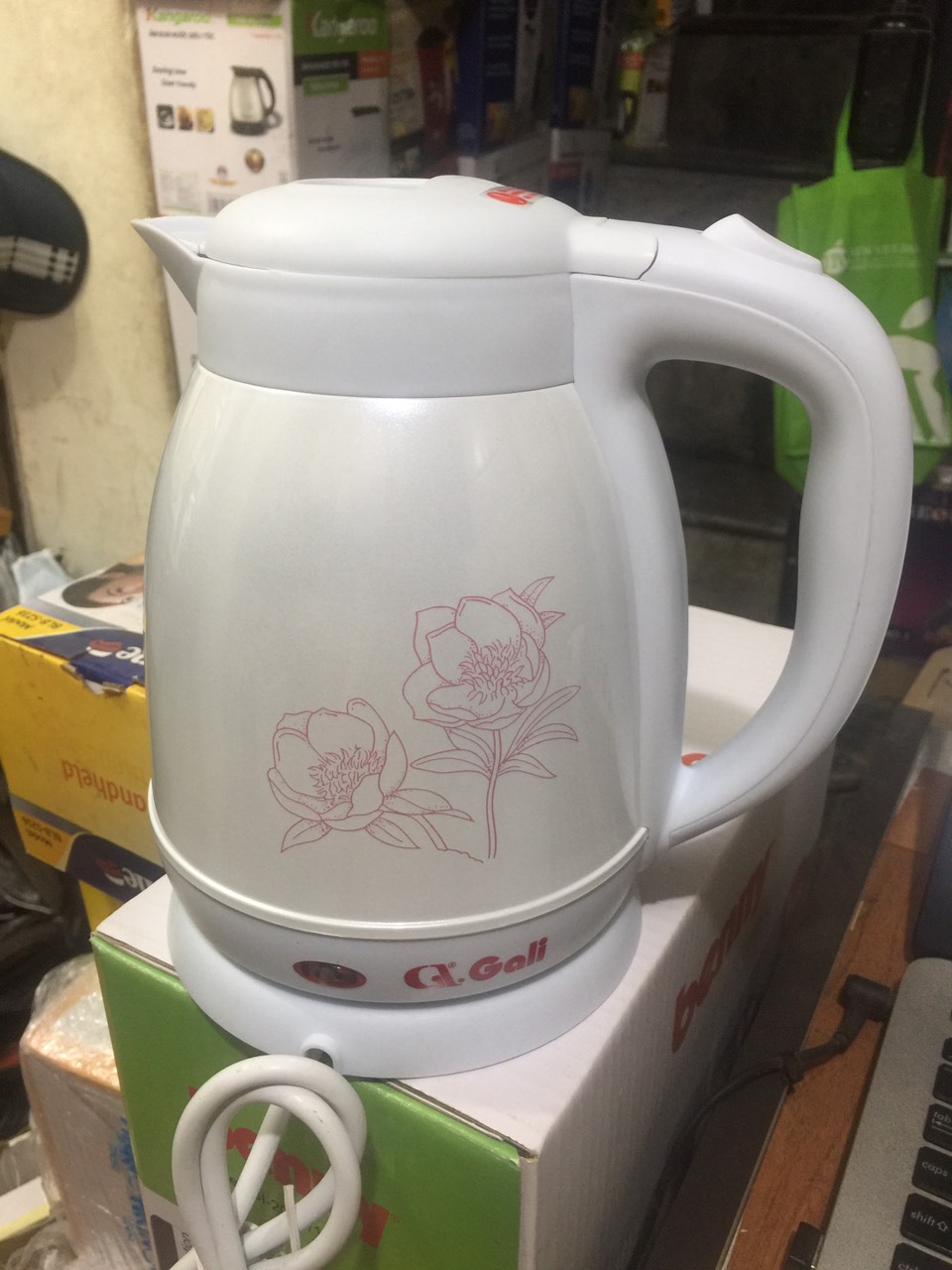 Bình - Ấm đun nước siêu tốc Gali GL-6212 - 1,2 lít