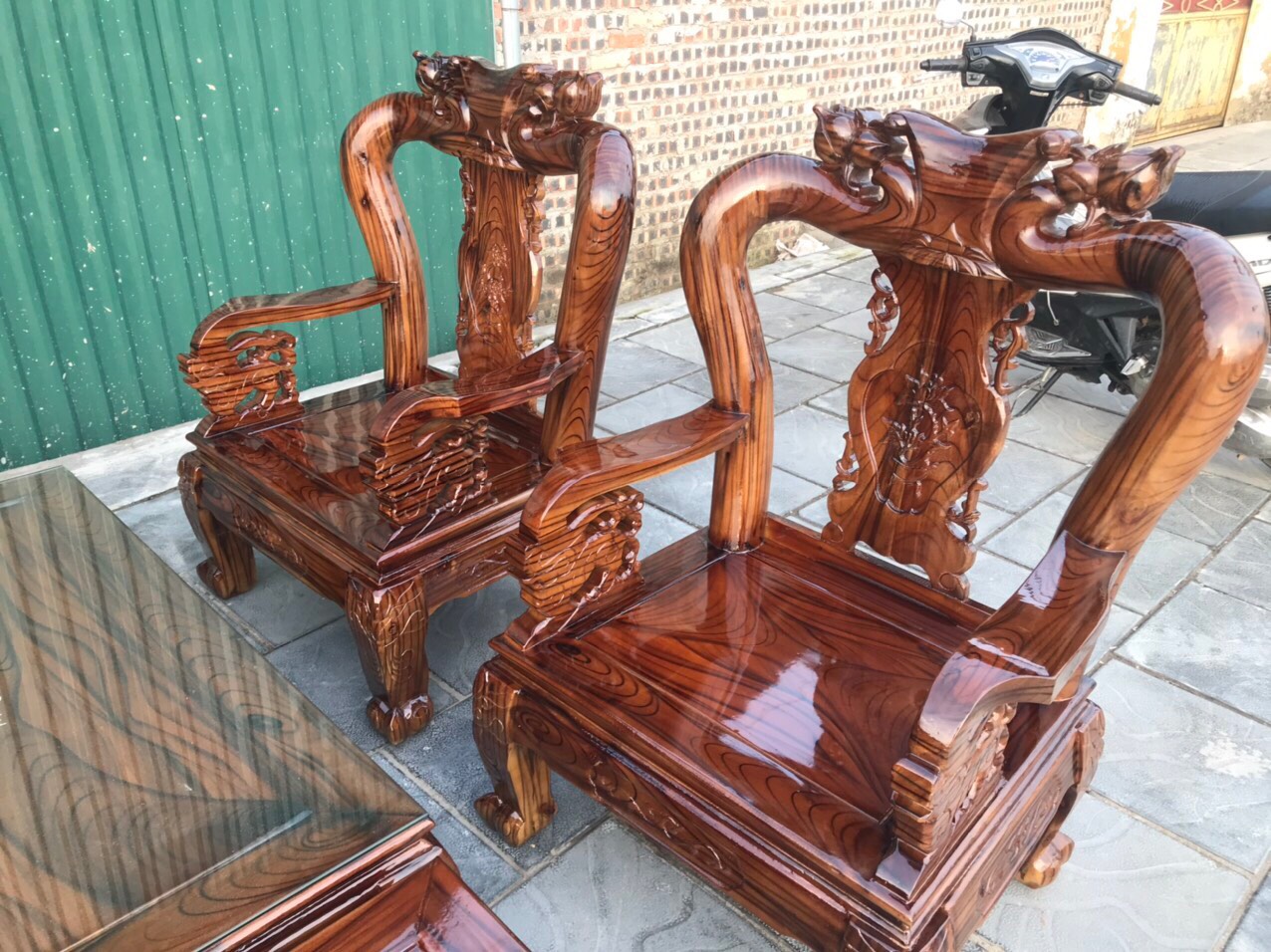 Bộ bàn ghế chạm khắc minh quốc đào