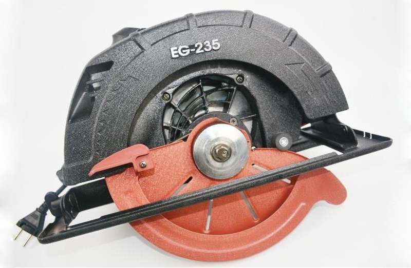 MÁY CƯA ĐĨA TRÒN FEG EG-235