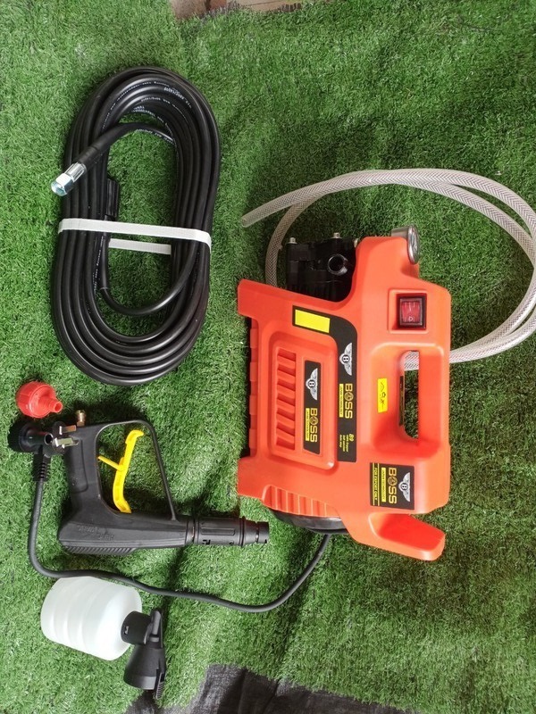 MÁY RỬA XE BOSS B9
