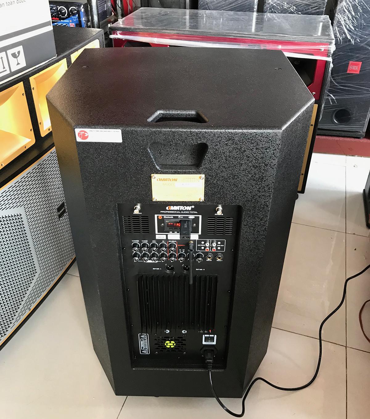 Loa karaoke Omaton P-5600K