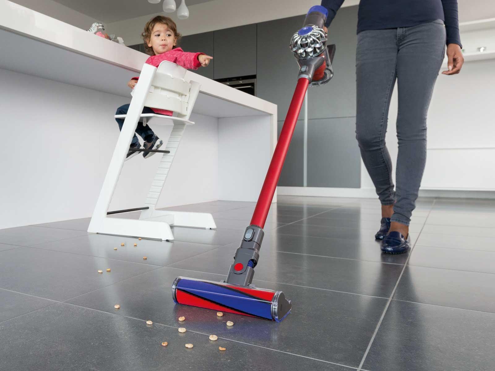 Máy hút bụi không dây Dyson V6 Motorhead Plus Vacuum Cleaner