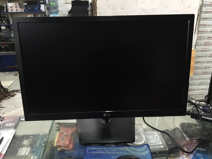 Màn hình máy tính LG 27EA33V IPS 27inch