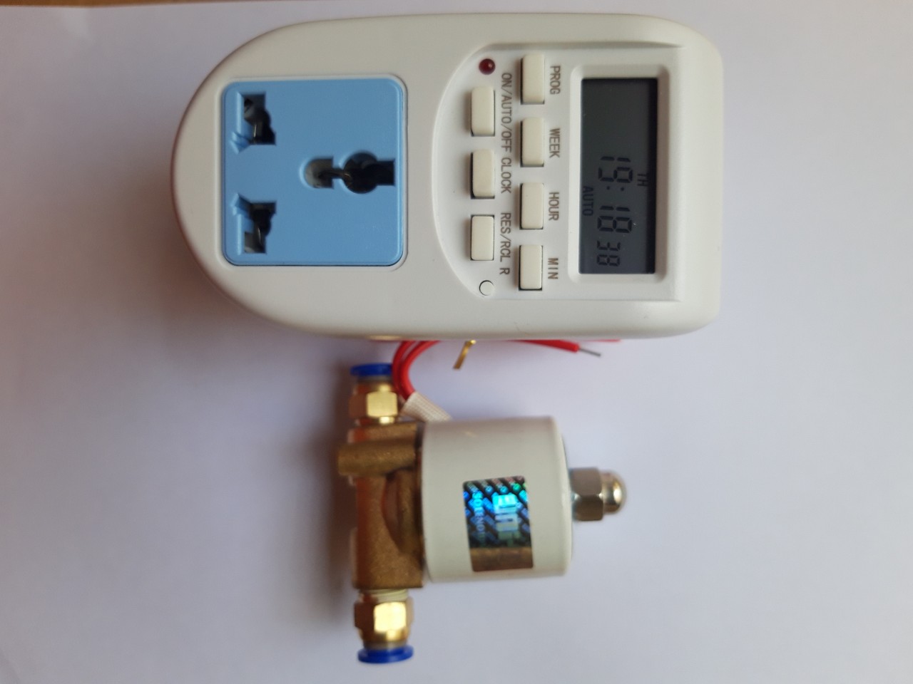 Van nước hẹn giờ