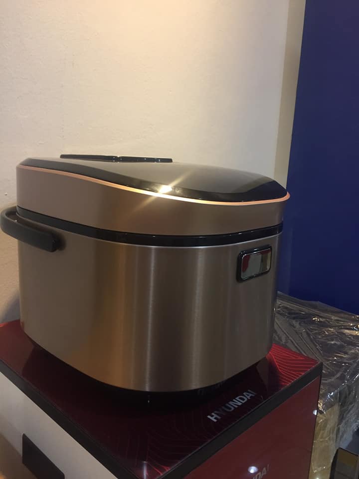 Nồi cơm điện Hyundai HDE-2200G 5L