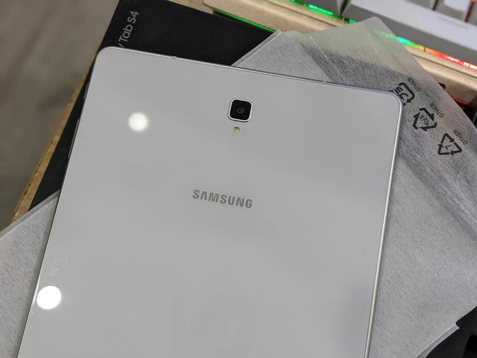 Điện thoại Samsung Galaxy S4 I9500