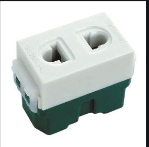 Ổ cắm đơn có màn che Panasonic WEV1081SW