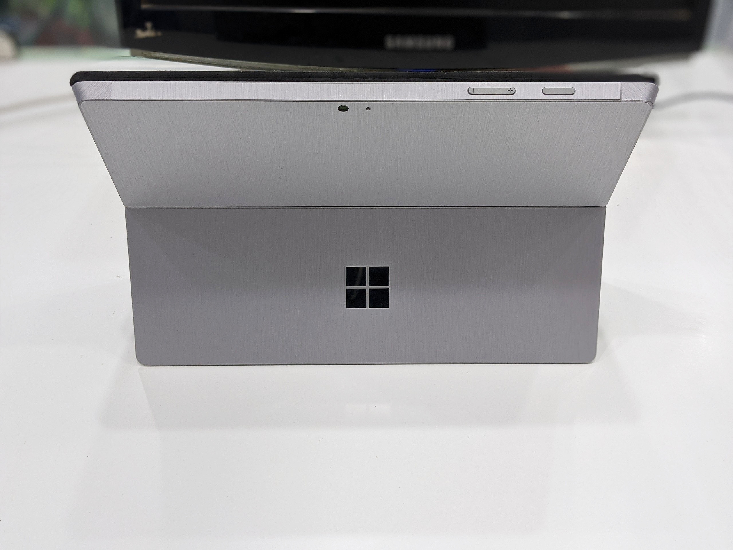 Máy tính bảng Microsoft Surface Pro 4 4GB/128GB