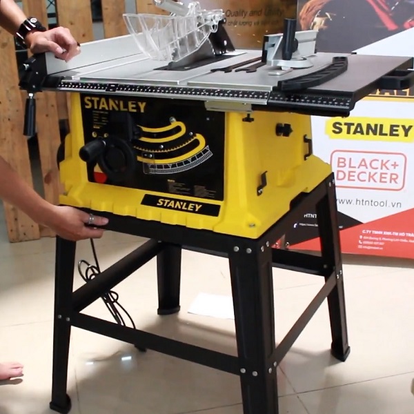 Máy cưa bàn Stanley STST1825