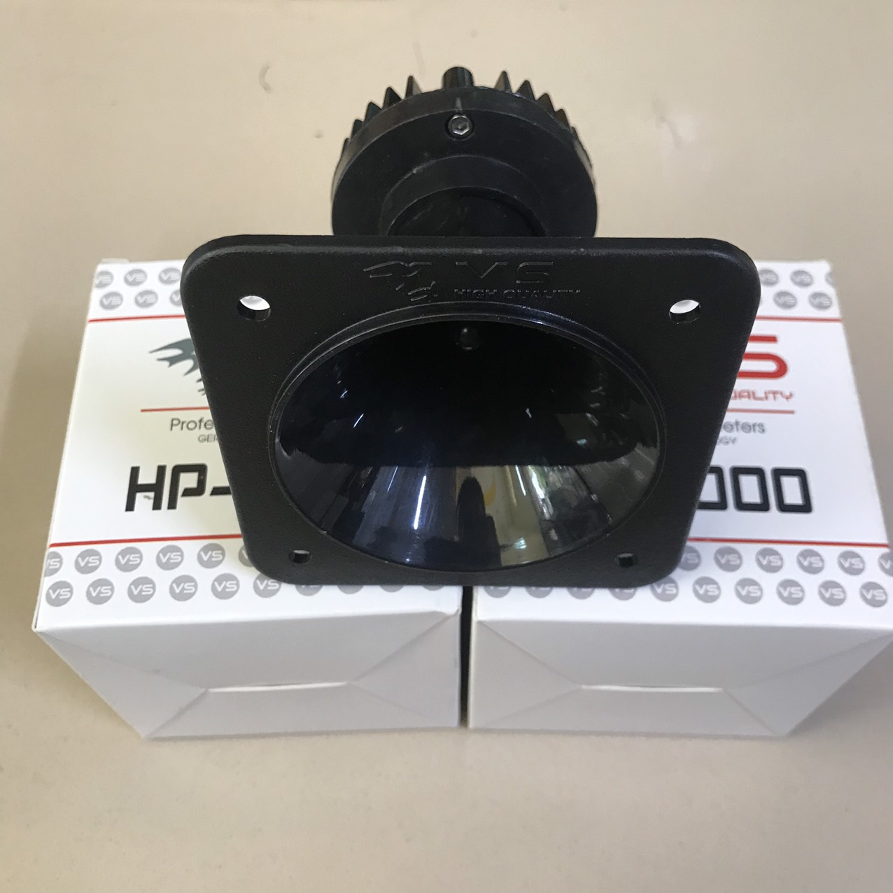 LOA DẪN NHÀ YẾN HP 1000