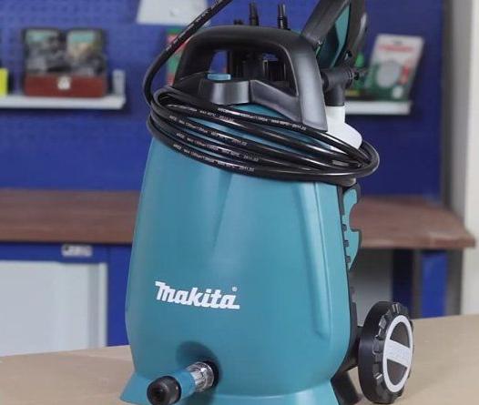 Máy phun xịt Makita HW102