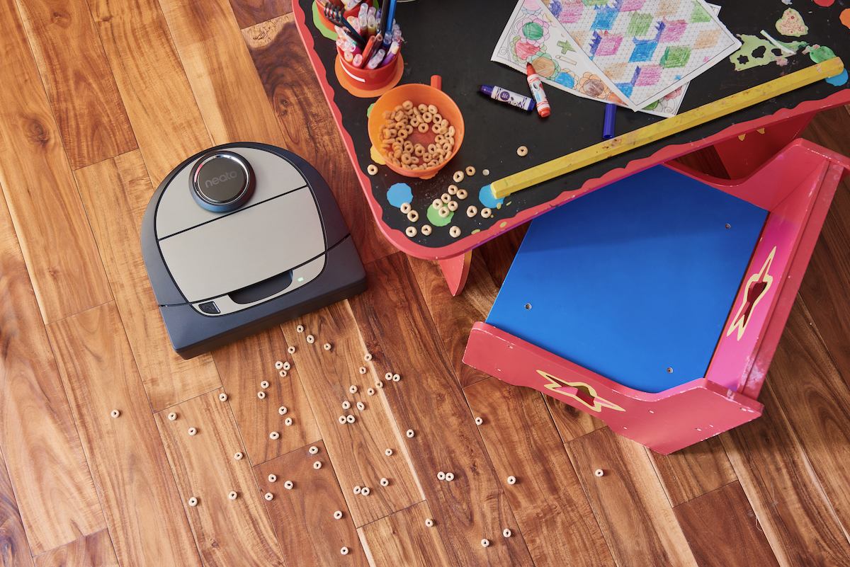 Máy Robot hút bụi Neato Botvac Connected D7