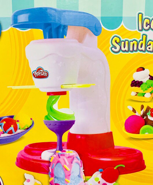Đồ chơi Play-Doh A2743 Máy làm kem