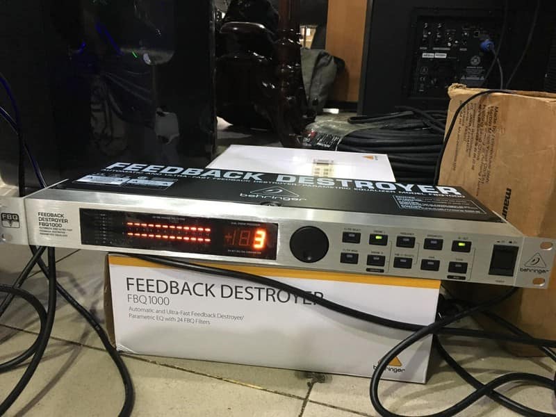 Bộ xử lý phản hồi Behringer FBQ1000