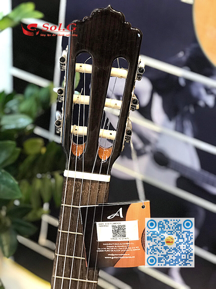 Đàn Guitar Classic Almansa 413