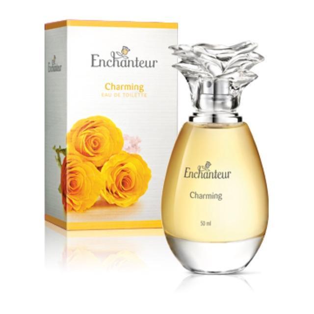 Lăn Khử Mùi Trắng Da Enchanteur Charming 20ml