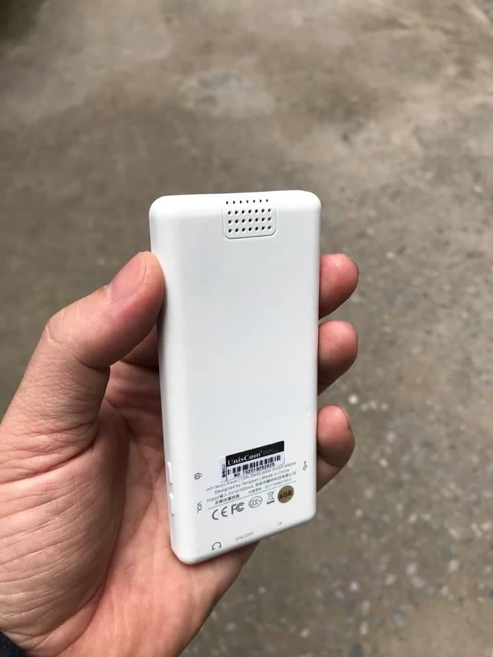 Máy nghe nhạc Uniscom X12