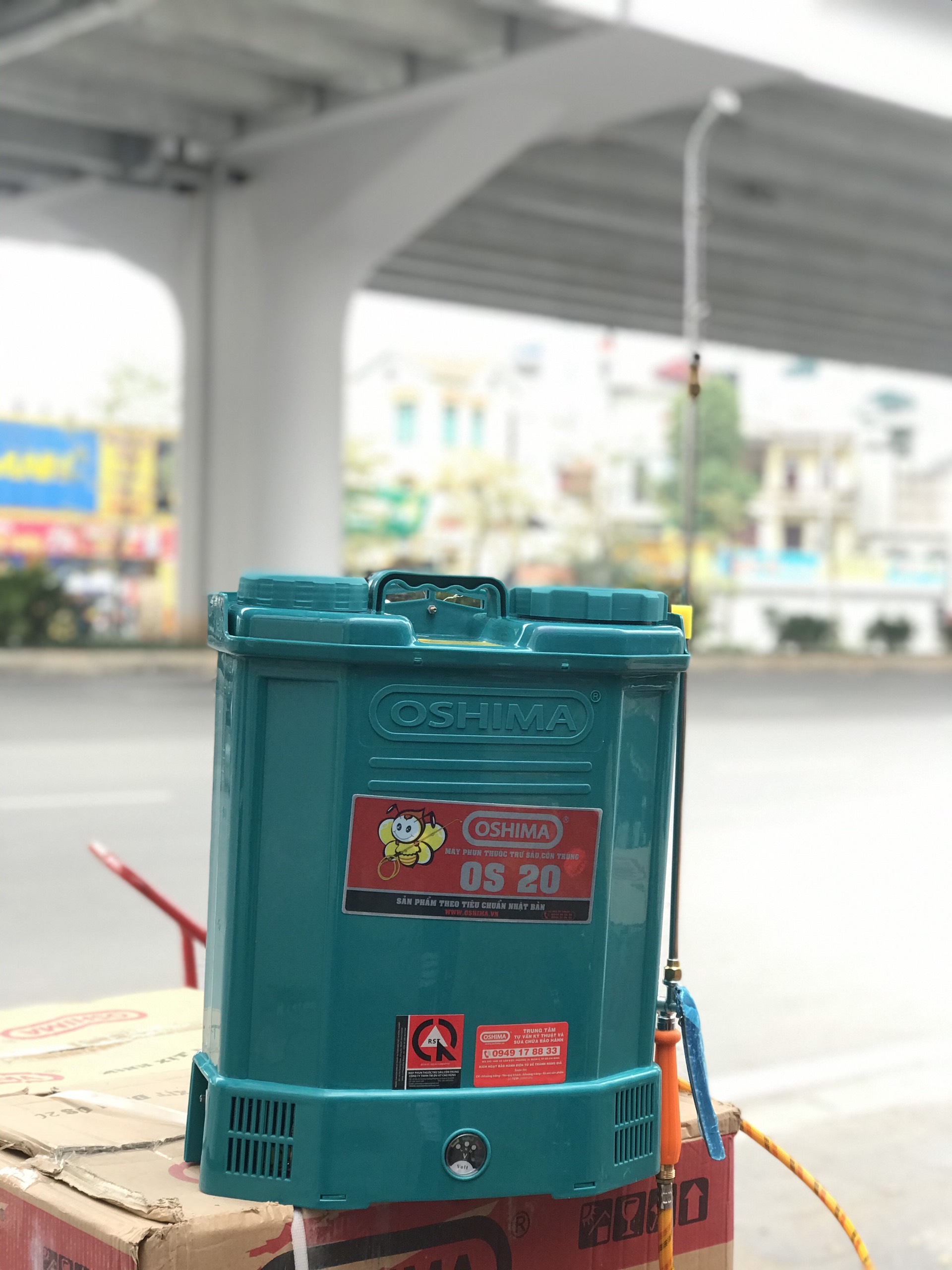 Bình xịt điện Oshima AG-20