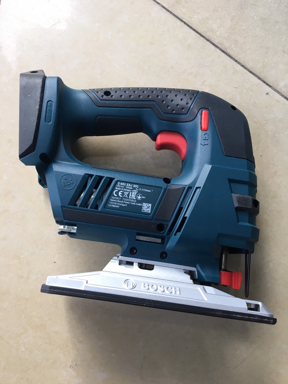 MÁY CƯA BOSCH GST 18V-LI