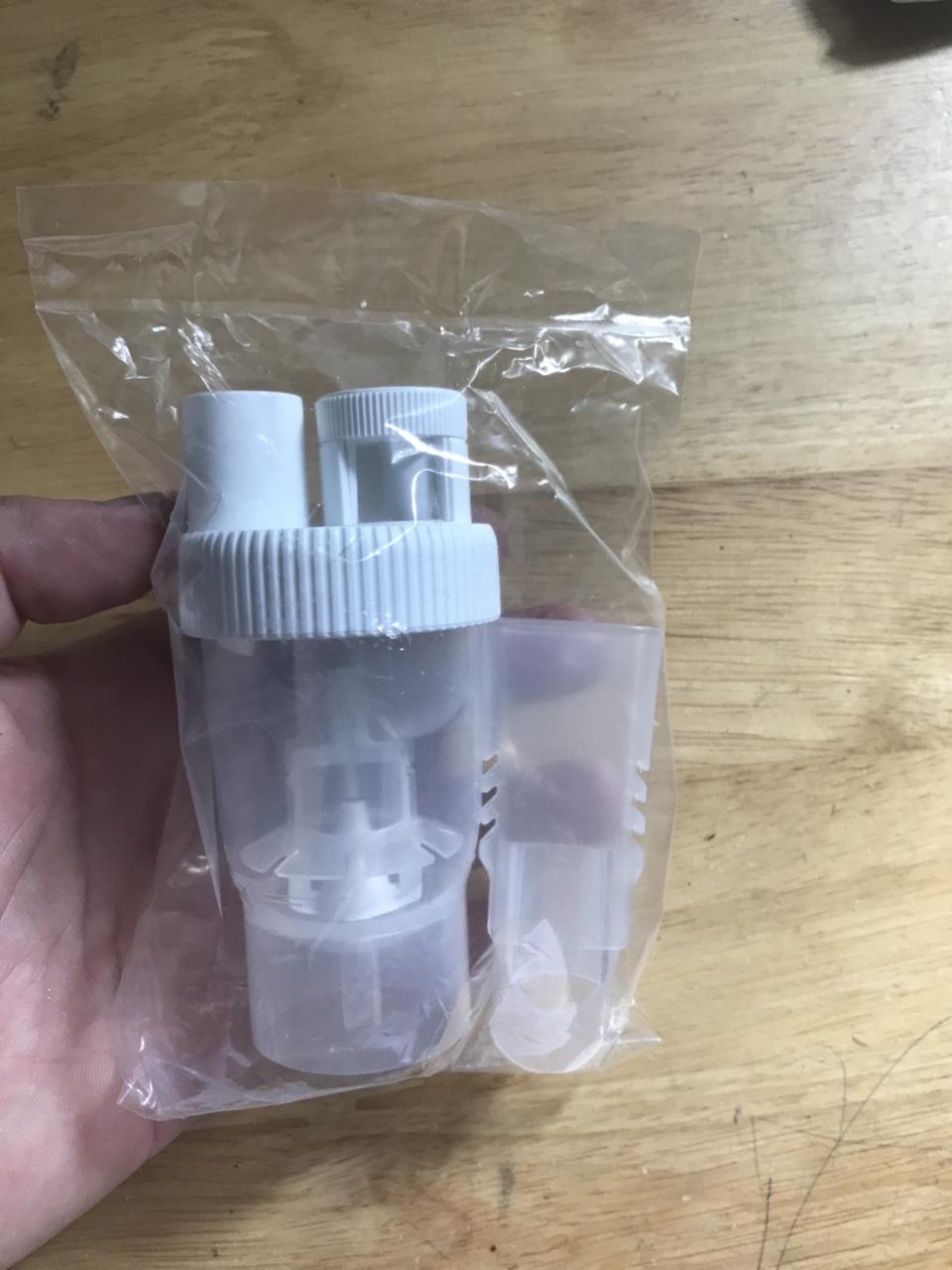 Máy xông mũi họng Rossmax NH60