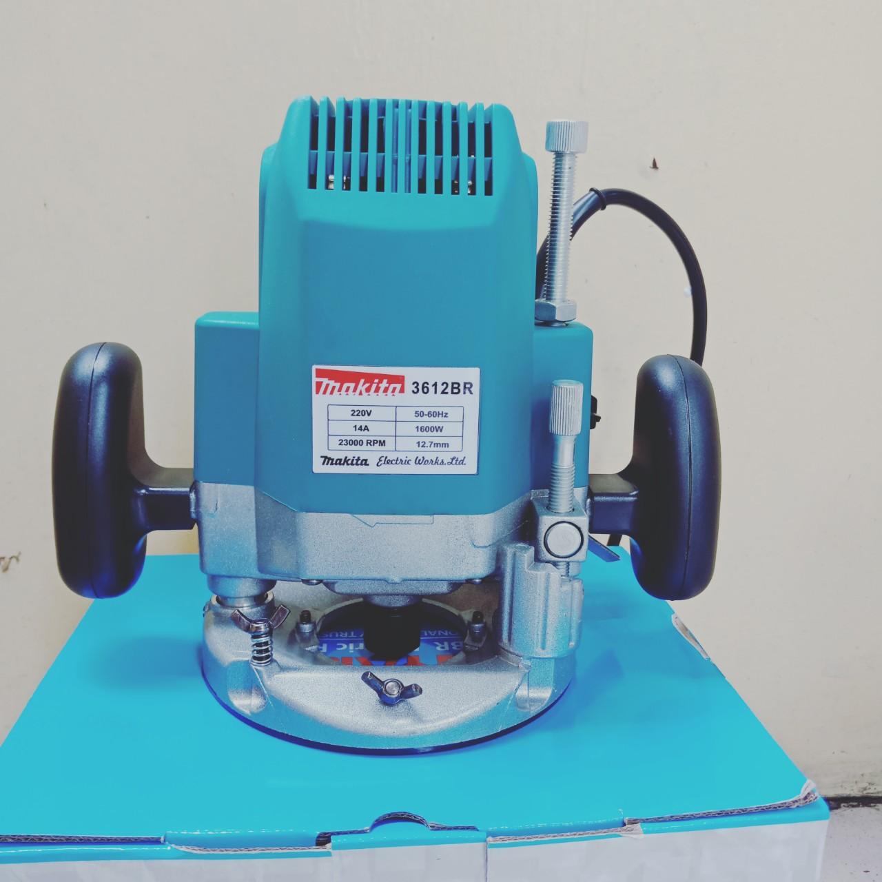 Máy phay gỗ Makita 3612BR 12mm