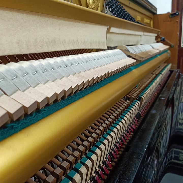 Đàn Piano Yamaha U1F
