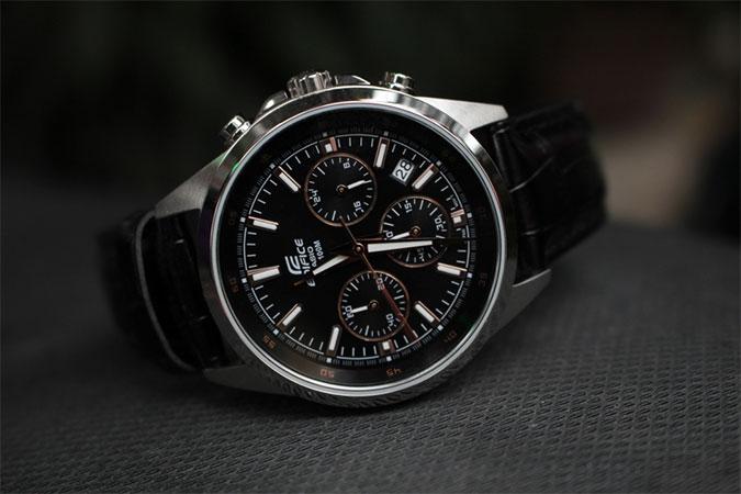 Đồng hồ nam dây da Casio EFR-527L-1AVUDF