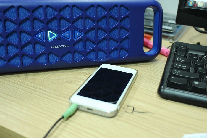 Loa Creative Muvo 10