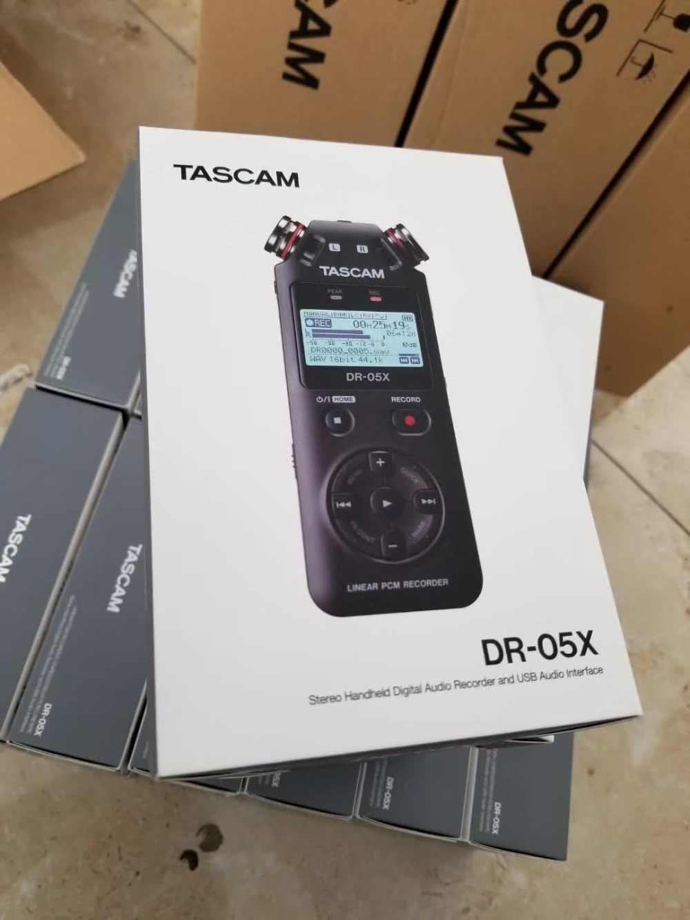 Máy ghi âm Tascam DR-05X