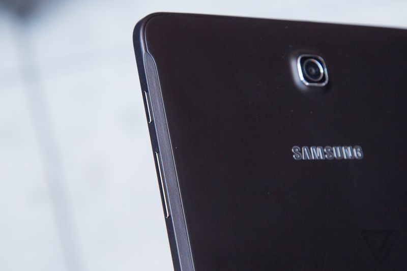 Máy tính bảng Samsung Galaxy Tab S2 9.7 T815